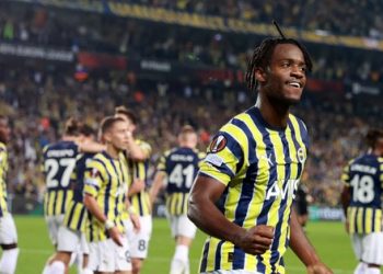 Fenerbahçe AEK Larnaca : 2-0 | MAÇ SONUCU